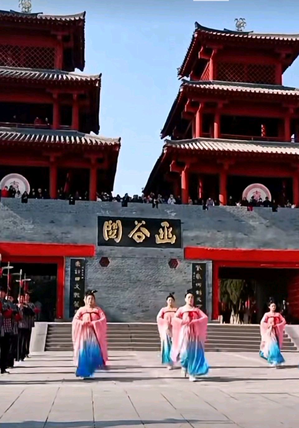 东天山骆驼队步向丝路起点洛阳城 原作/梁立锋（图24）