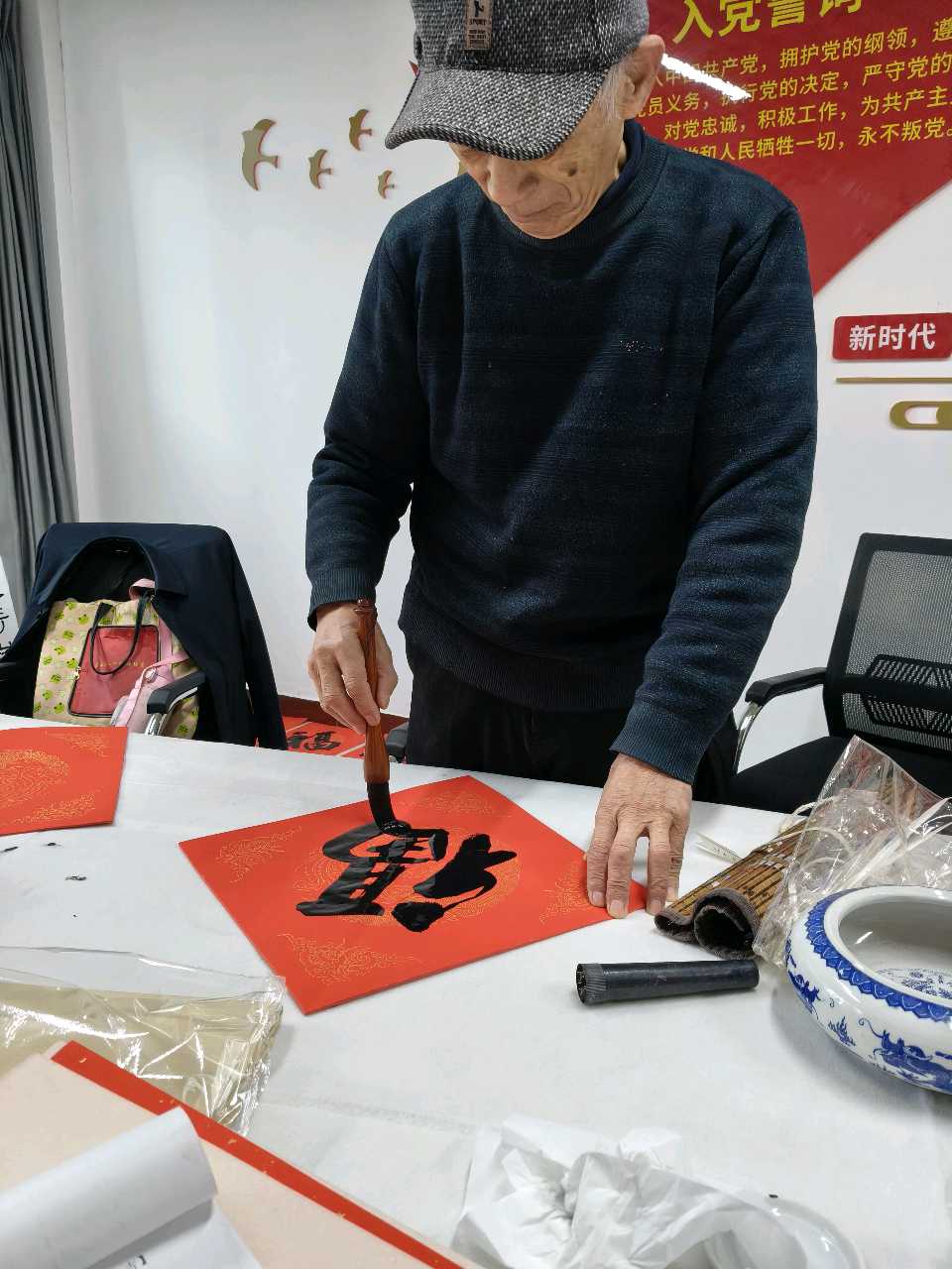 墨香暖民心 春联福字进万家——嘉祥县统计局新春送福活动温情启幕（图15）