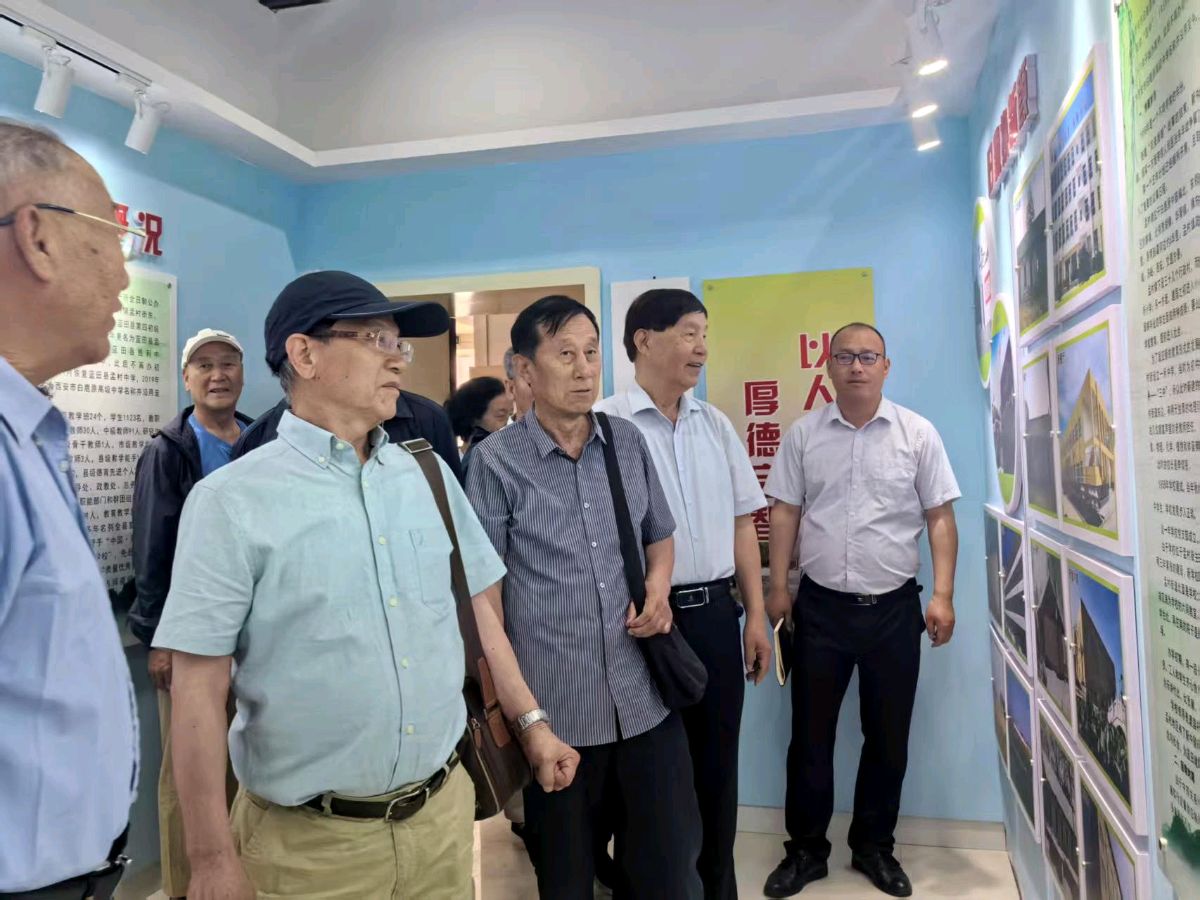 陕西西安作家王博//在纸页间触摸土地的温度（图3）