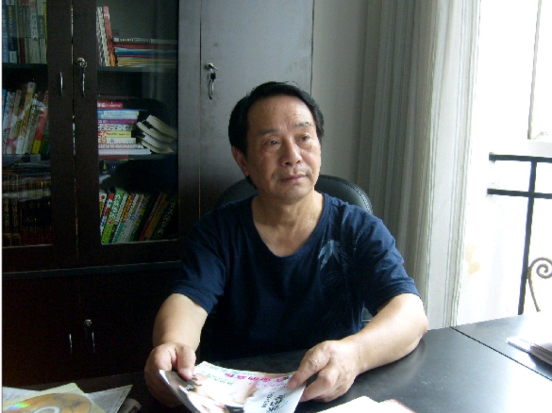 老菩提朗诵著名作家、诗人、戏剧家杨轩作品《咏梅》赠：黑马建雄