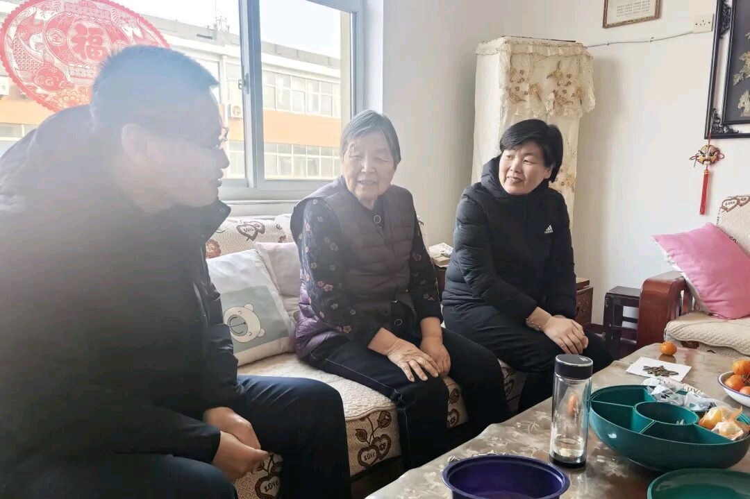 新春送温暖 共迎幸福年｜东昌府区妇幼保健院开展春节前走访慰问活动（图5）