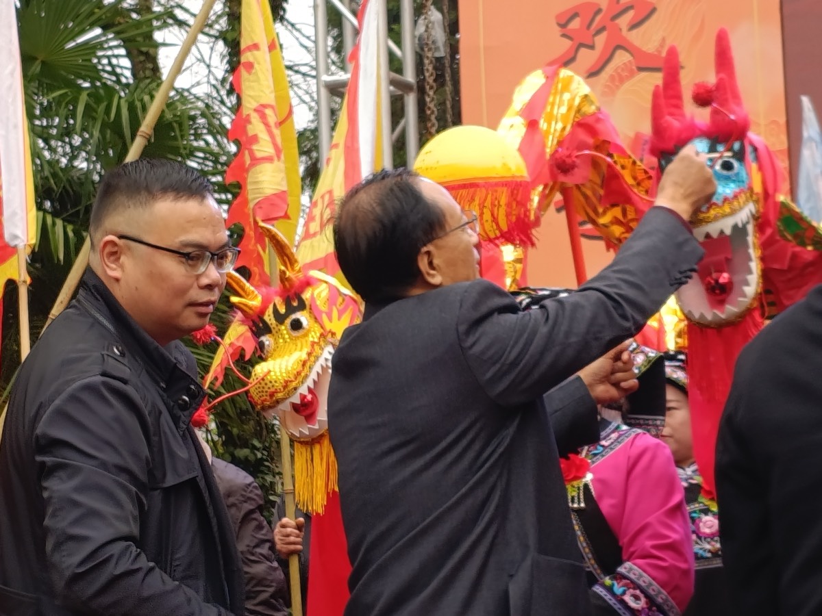 龙腾盛世启新程 民俗传承聚乡情（图5）