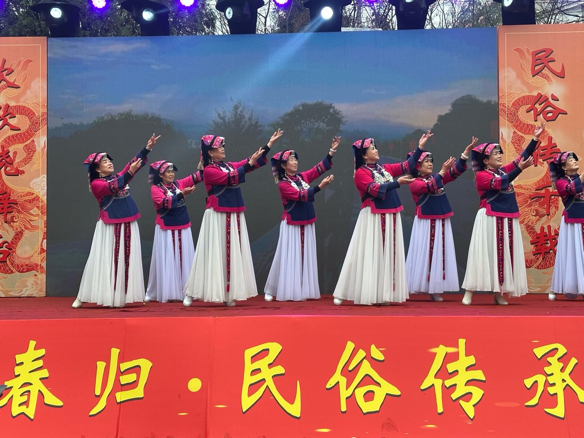 龙腾盛世启新程 民俗传承聚乡情（图23）