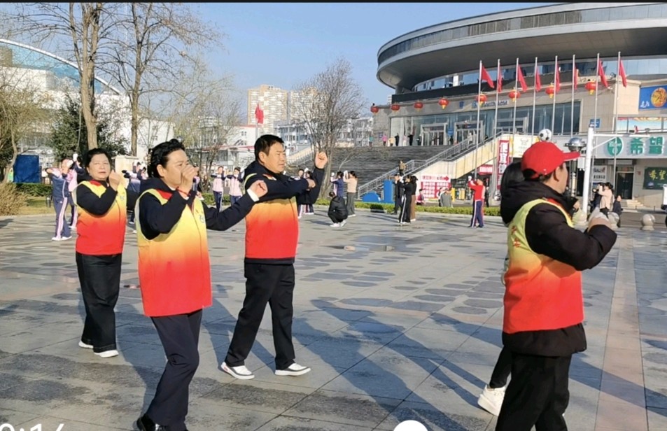 志愿同行舞活力 社区和睦暖人心（图3）