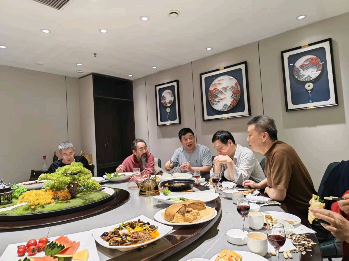【都市头条向幸福出发编辑部】第15450期 血浓于水，亲情不散——致我最亲的家人 文/主播：玥言（图10）