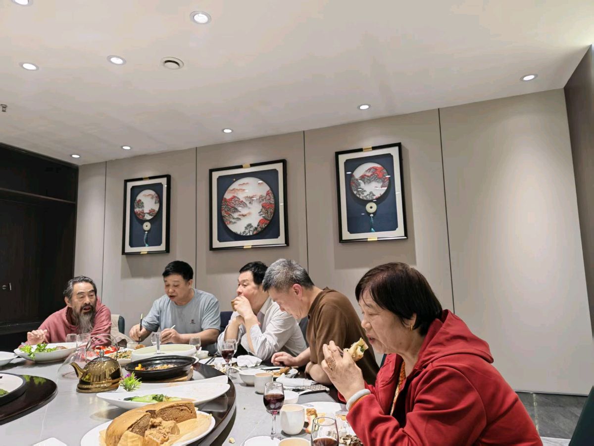 【都市头条向幸福出发编辑部】第15450期 血浓于水，亲情不散——致我最亲的家人 文/主播：玥言（图9）