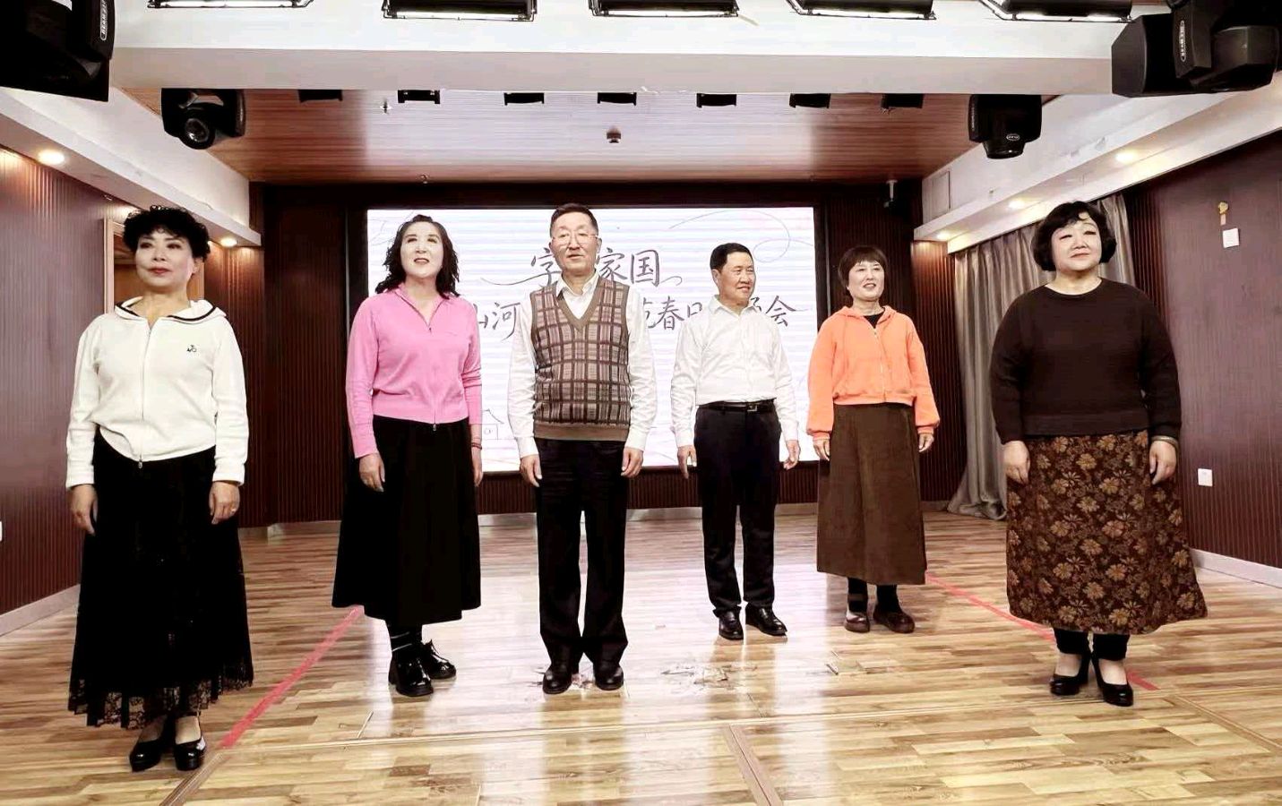 北京悦读诗苑朗诵艺术团“字里家国 声动山河”春日朗诵会（图2）