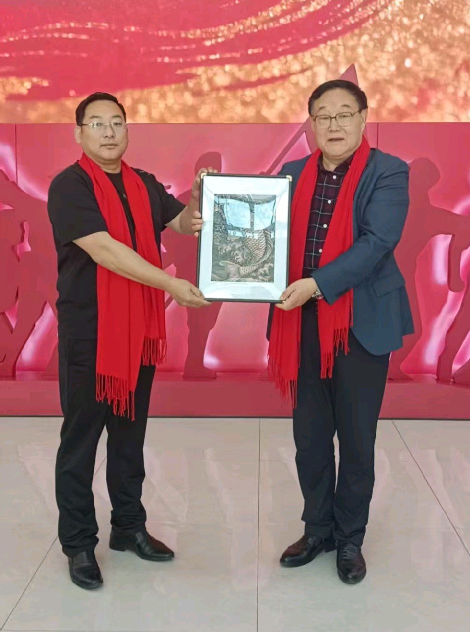 张克华大校授聘任仪式暨书画捐赠展览在山东英才学院圆满举办，袁春光、刘月宽受邀参加（图4）