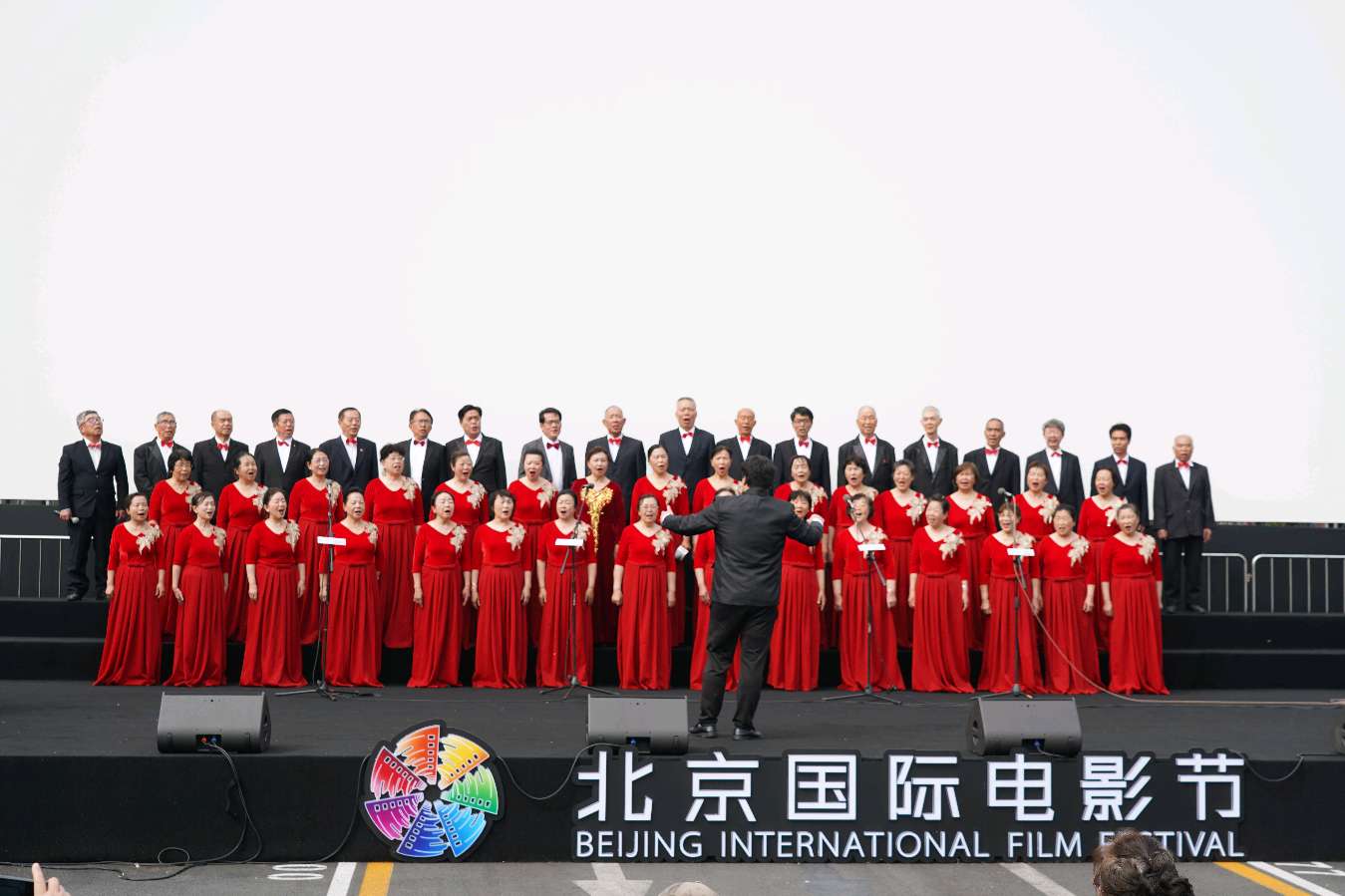 张家祥《热烈祝贺北京运河之春合唱建团十周年》诵读、编辑:开心快乐【运河之春】(第229期)（图4）