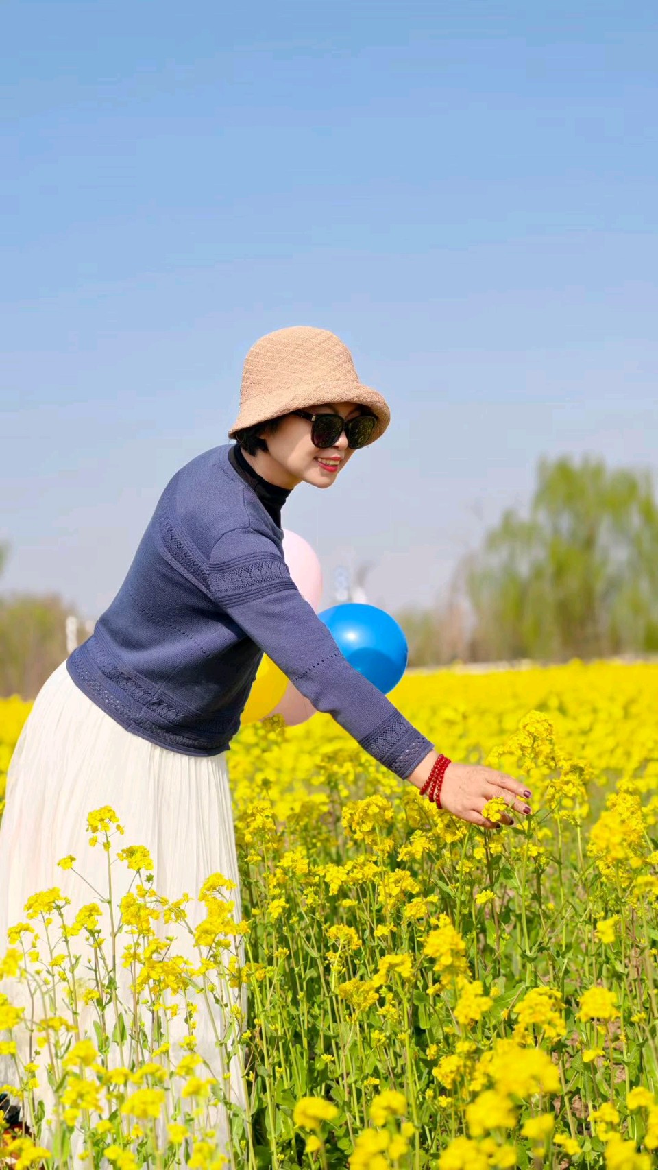 【都市头条向幸福出发编辑部】第15549期 金黄的油菜花 如月(图3)