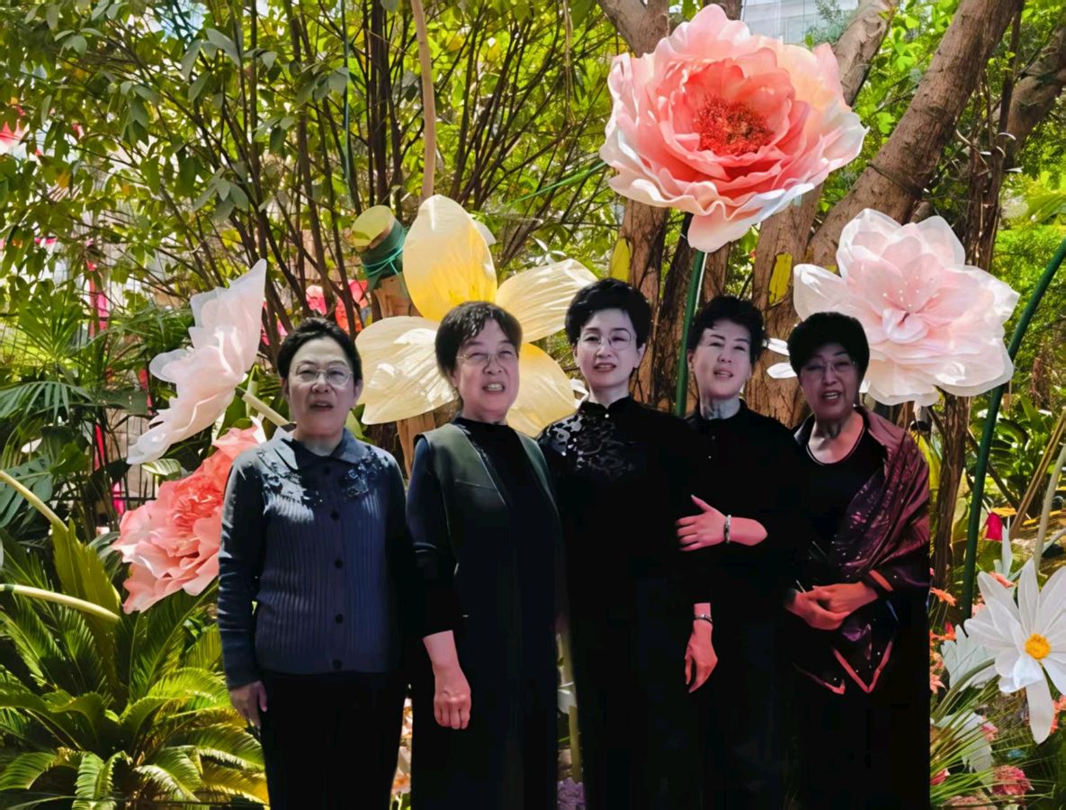 天鹅湖艺术团庆祝五一晚会节目展播（图14）