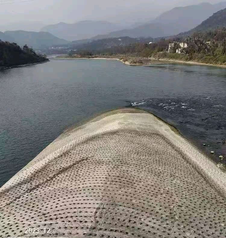 七 古 . 中华厚发之都江堰/岸 峯（图12）