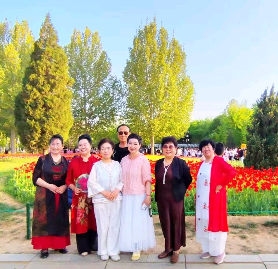 【都市头条向幸福出发编辑部】第15732期 以镜赴美好 以心伴流年 文 如月 主播 彦凤（图3）
