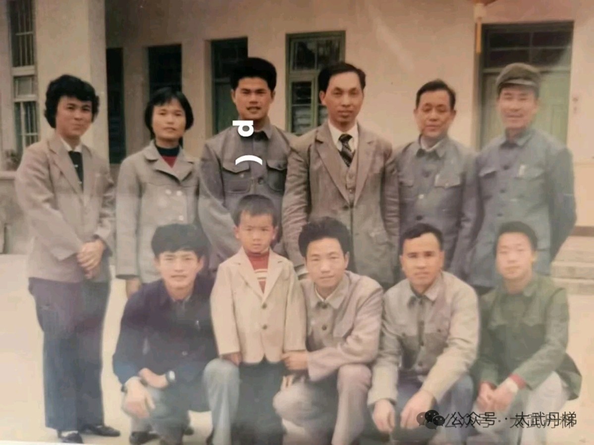 梦里水乡 '紫泥公社' /梧闽（图2）