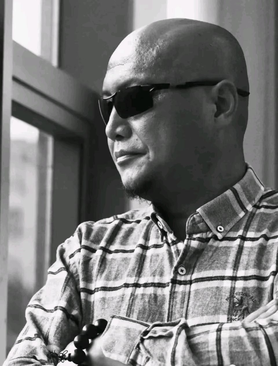 冰心文化传媒隆重推出*《寂然法师》作词:袁 人〔江苏〕作曲:树 歌〔重庆〕演唱:杨 洋〔洛阳〕出品 如东县阅读者协会*统筹:酷歌*宣广:音创*总编:站长冰心（图4）