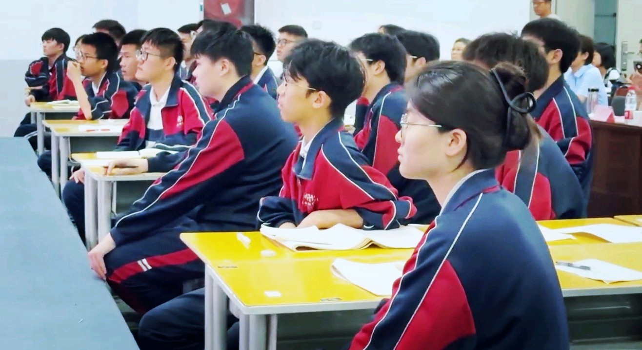文昌实验中学高快作文之星（4）户诗瑶：以微平之心，守天下之志（图5）