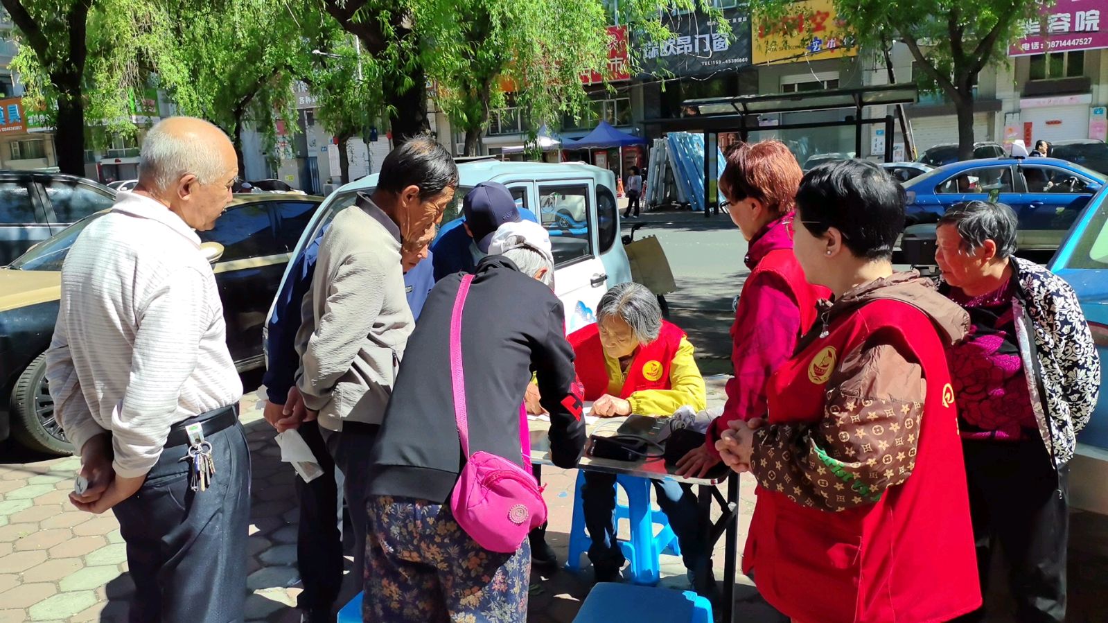 志愿服务常态长效 贴心义工常做常新(图8)