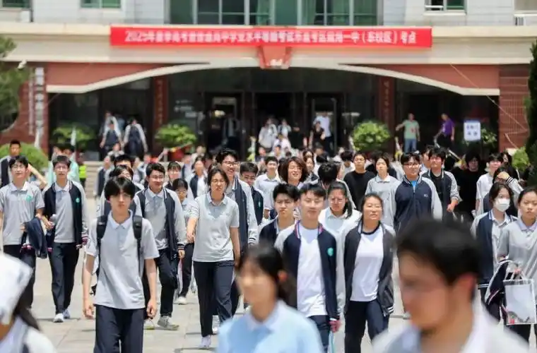 【散文】《六月执笔,赴光而行——写在2026年高考之际》作者: 强军/陕西宝鸡(图11)