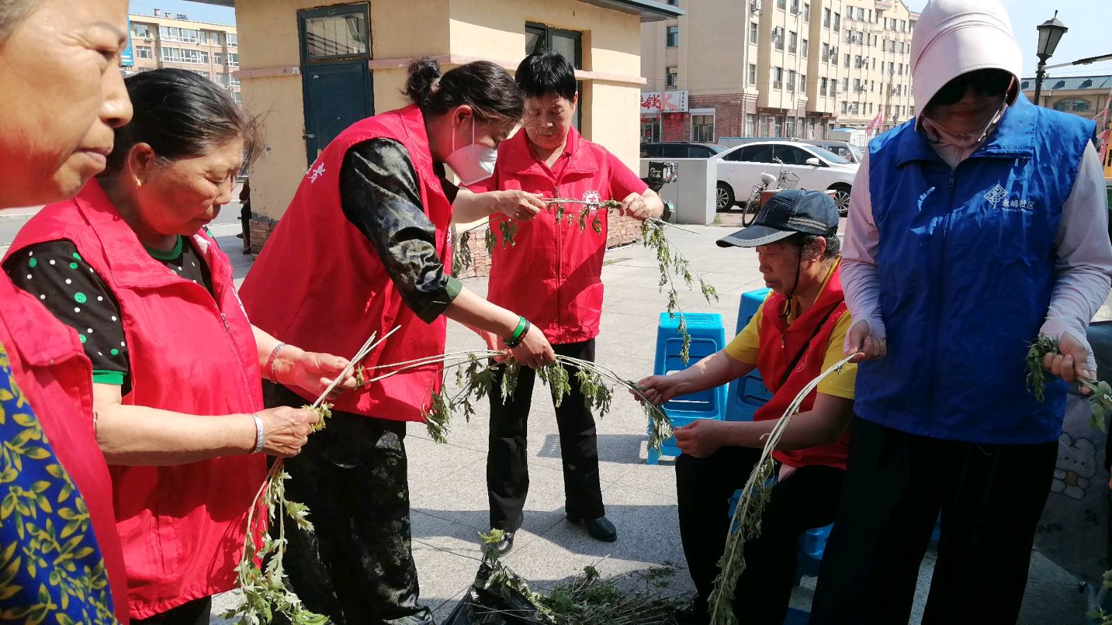 仲夏浓情端午节 邻里同乐暖人心（图4）