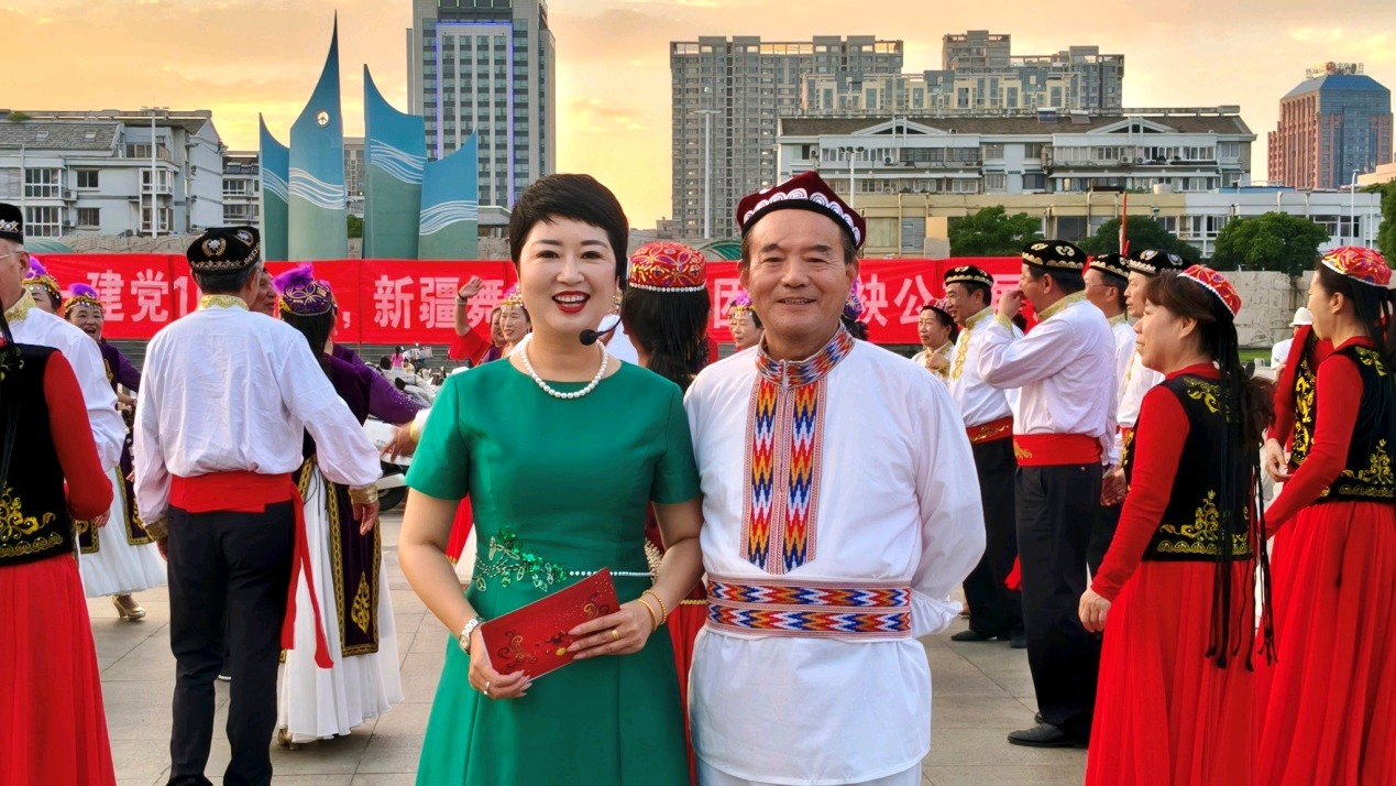民族一家亲 同心颂党恩——淮安新疆舞联盟汇演热烈庆祝建党105周年（图8）