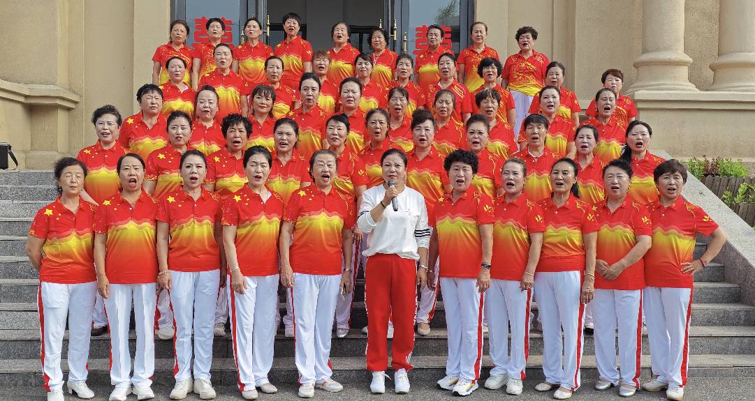 七一献礼践初心 十年公益绽芳华：孔美玲带领岭城文艺团队绘就最美夕阳红（图4）