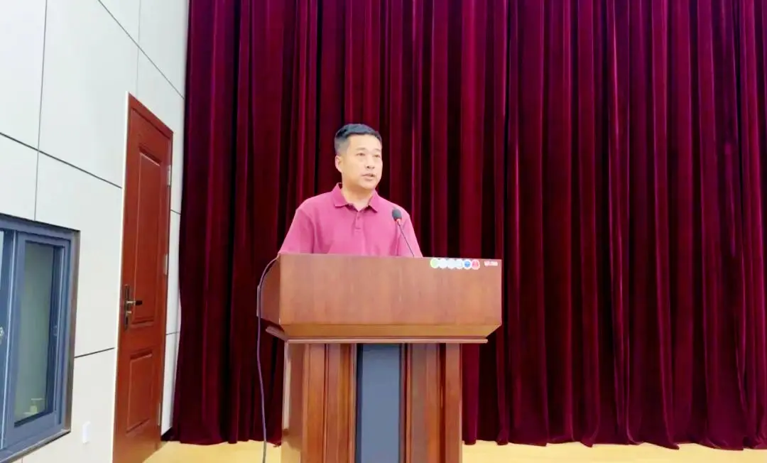 喜报|东阿酒厂掌舵人许春雷当选聊城市糖酒茶副食品协会会长(图6)