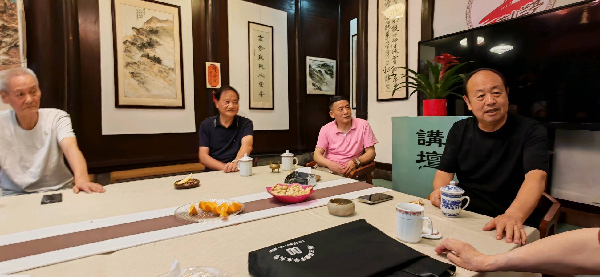 义门方文化 精华须弘扬一一安徽省“屯溪'义门方'主题座谈会”召开（图5）