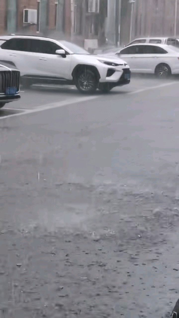 鹧鸪天·盛夏中雨抒怀（图4）