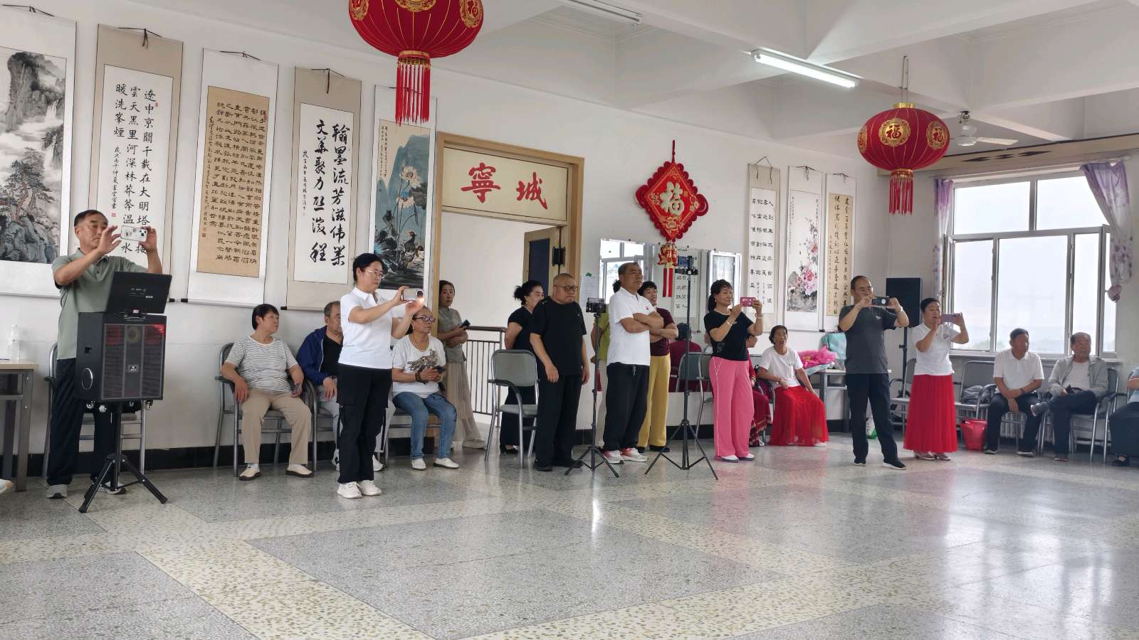 唱响难忘旋律 公益文艺暖遍基层（图11）