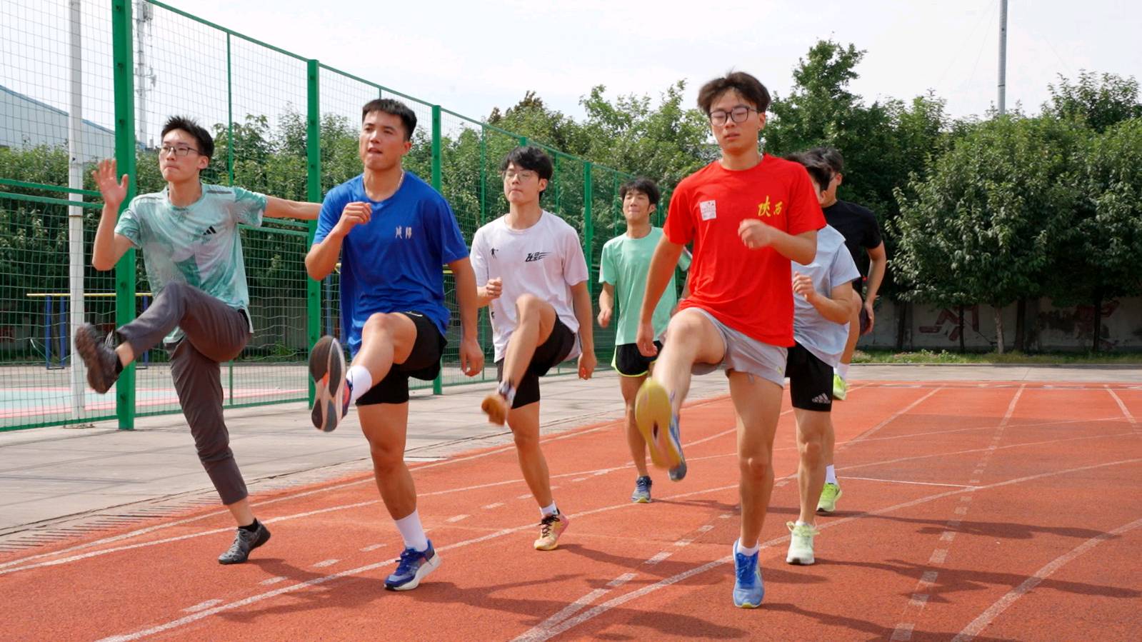 喜报|逐梦赛场,不负韶华!兴平市南郊高级中学学子张博龙圆梦北京体育大学(图9)