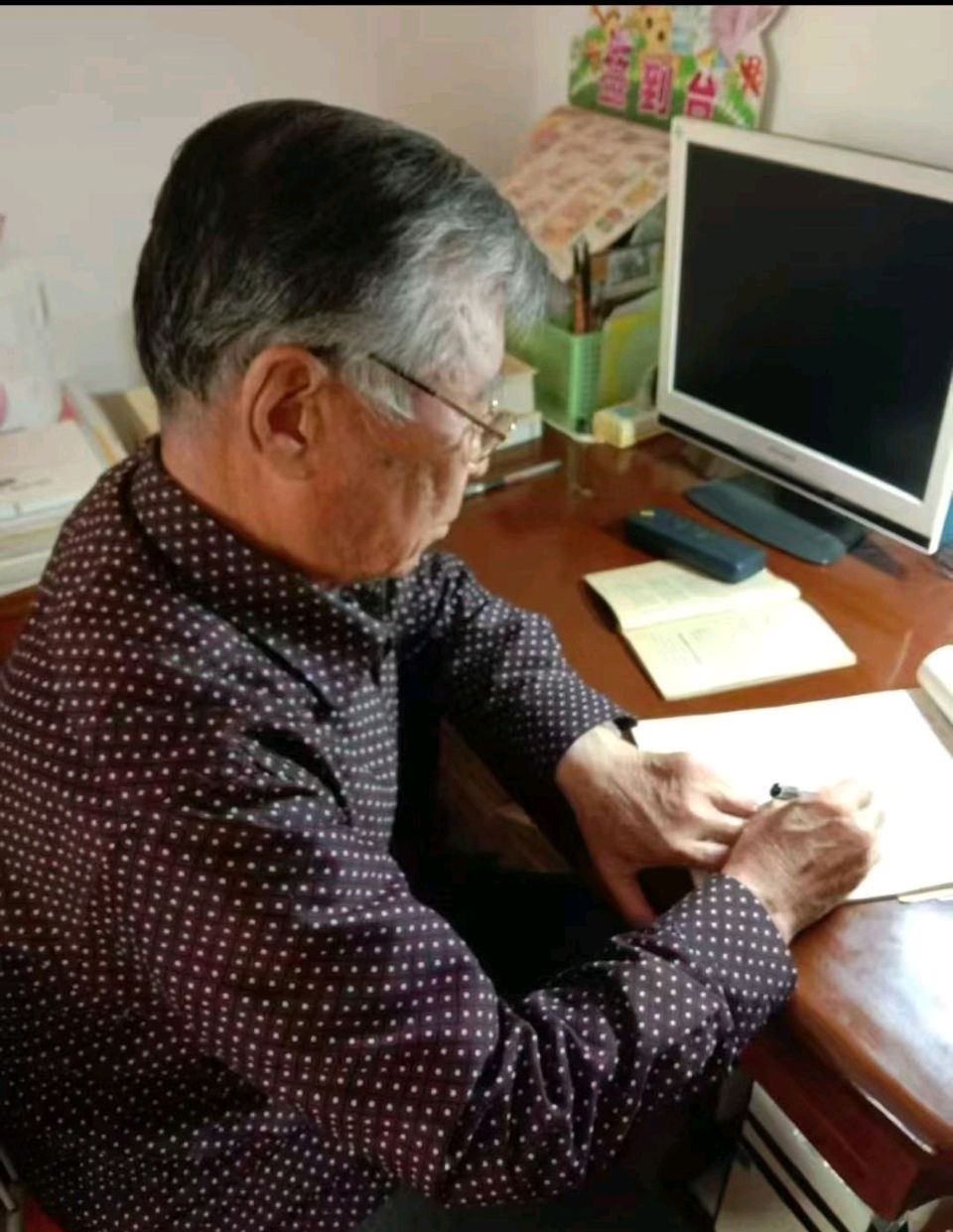 【荣耀中国】文学社*岁月为笺 烟火为韵——品读中国诗人王楼老师一组格律佳作 文/徐霖（图2）