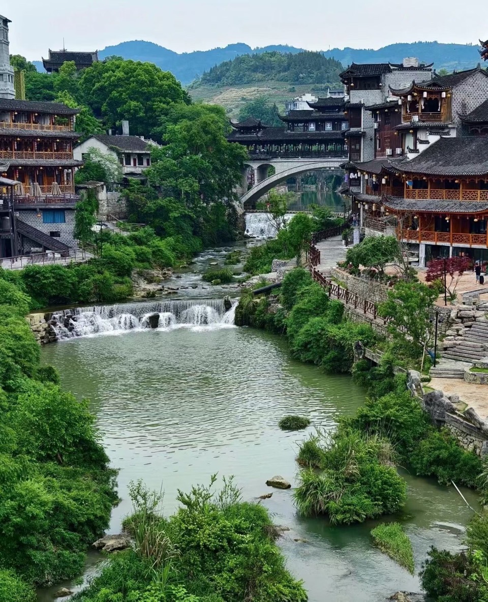踏莎行·走进芙蓉镇 三首（文／三阳）（图2）
