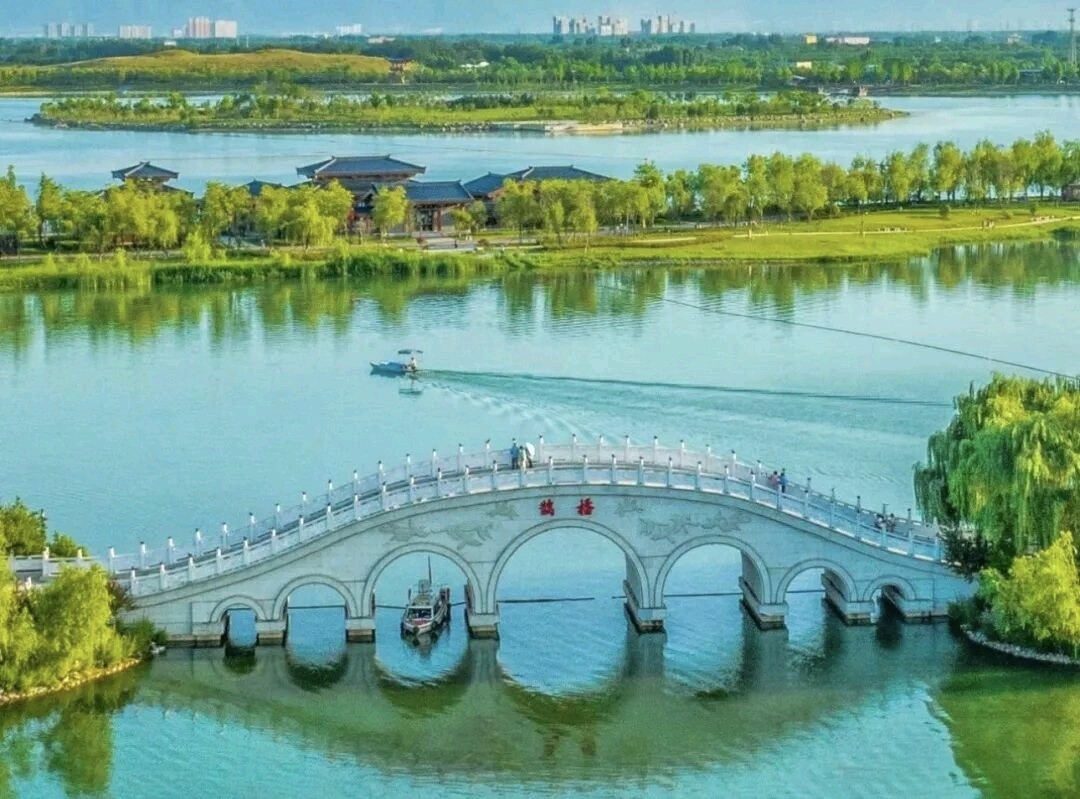 九日一曰小//昆明池一一座湖泊里的大汉回晌(图3)