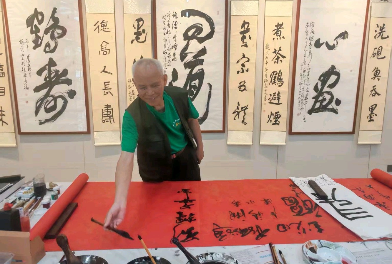 笔墨扬声.桂岭诗音远播-群贤聚力.云程再启华章∥刘耀华.唐江.班镇.莫天华.李忠才.飞鵬.兴华.黄金穗.李昇寿.生哥.毛美凤.伍晓峰.牛在坤等佳作欣赏∥北京头条（图37）