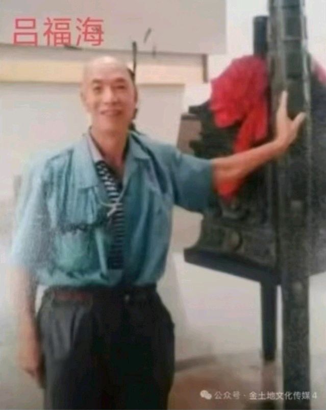 请欣赏合诵《全国环卫工人节》作者/吕福海 主播田心 过往【中国长江文学社】有声文学平台【第20368期】（图7）