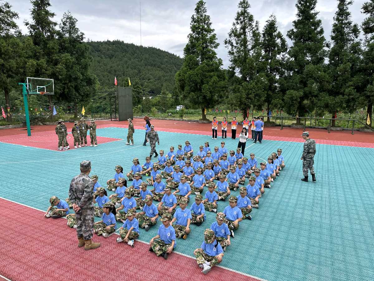 「纪实散文」深山育稚子 铁魂润童心(图25)