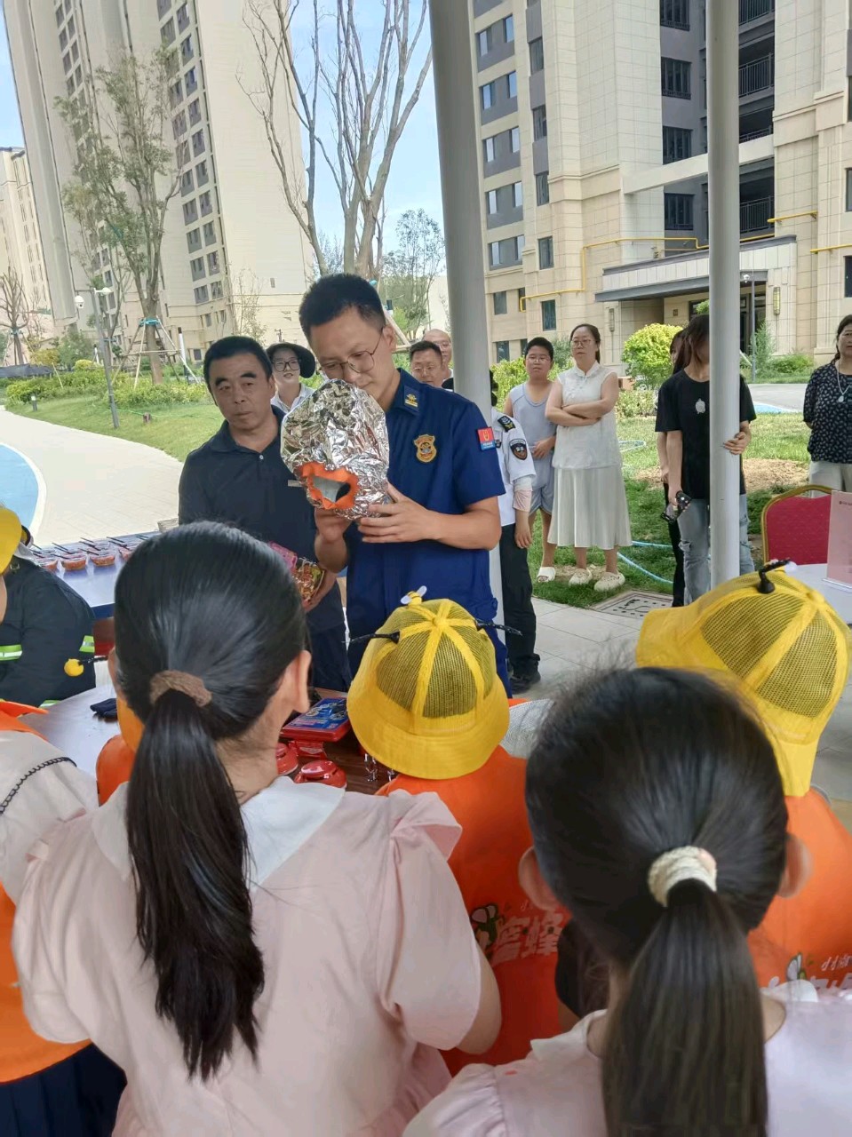 和院小蜜蜂，小小消防官 一一保利物业儿童消防知识讲解及演练活动纪实金夜（兰州）（图4）