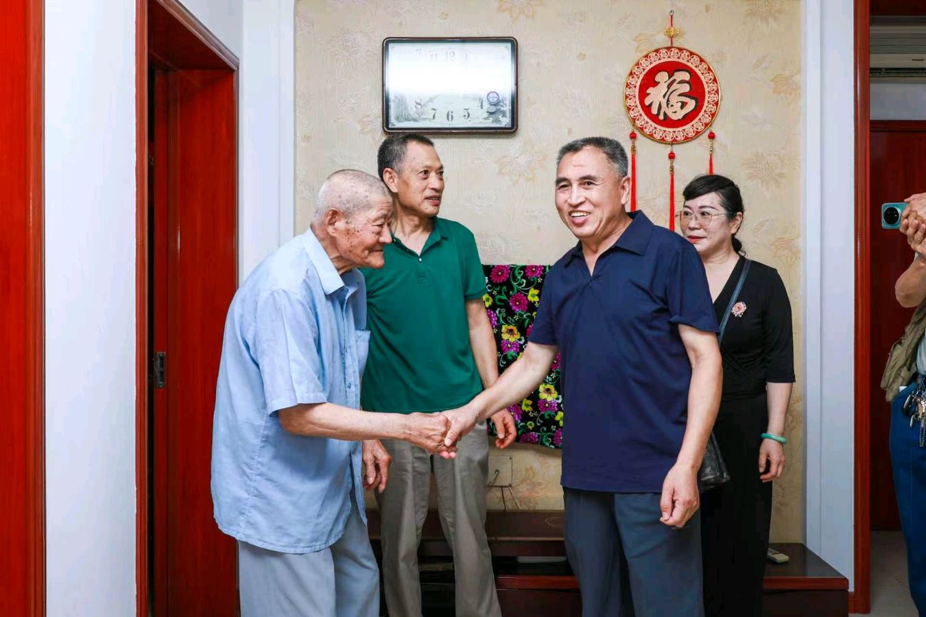 【都市头条向幸福出发编辑部】第16408期 听祖友辅老兵追忆辽沈战事 文 如月 主播 增清(图2)