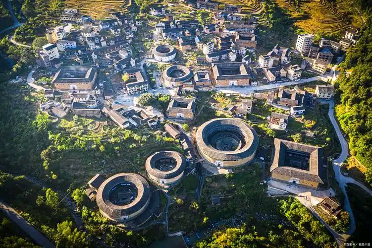 从印掌纹到藏风穹顶:杨文丰《生态客家围》中技道嬗变与生态界围重构‖陈善珍(四川泸州)(图21)
