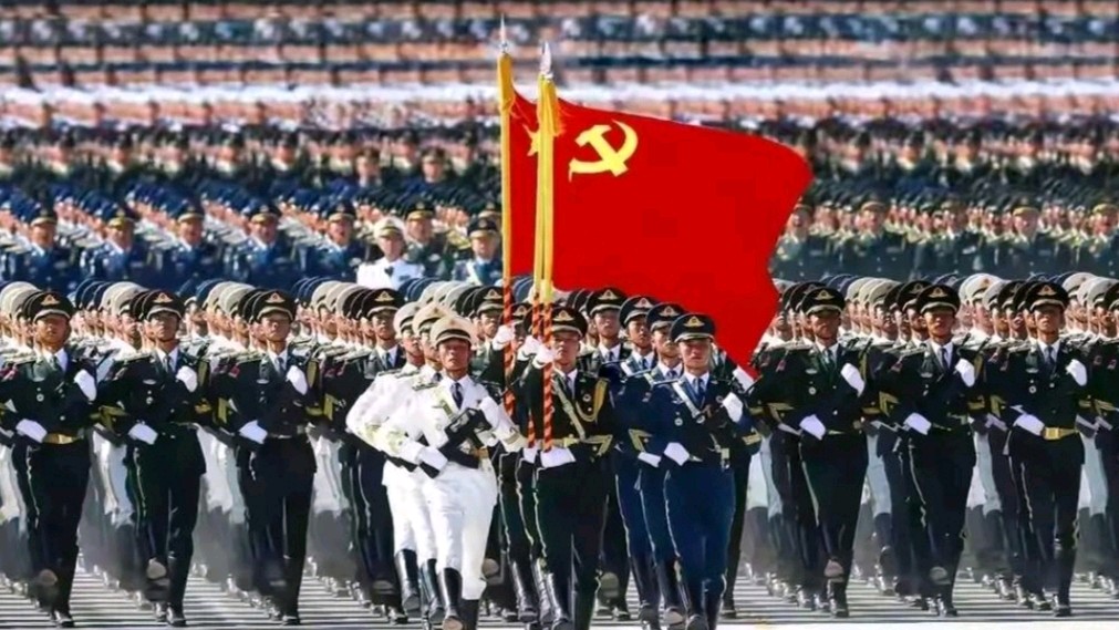 【八一特刊】《优秀诗歌展播》我爱那身国防绿军装——写在第九十九个八一建军 文/张善廷 金牌主播/云丽