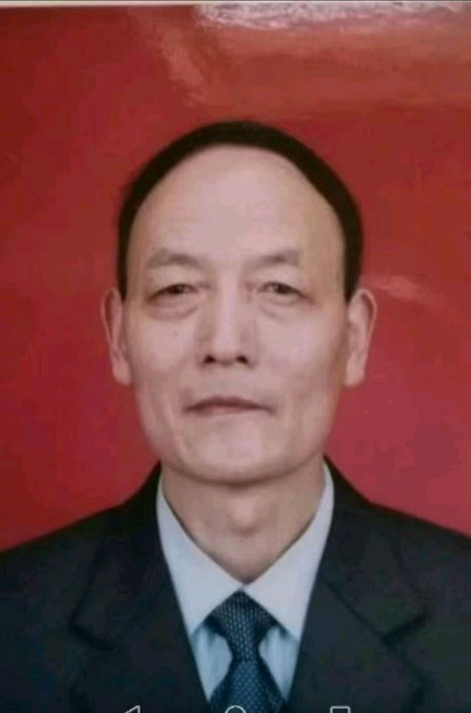 九日一曰小//《梧桐树下：五十年后的一场青春还乡》（图9）