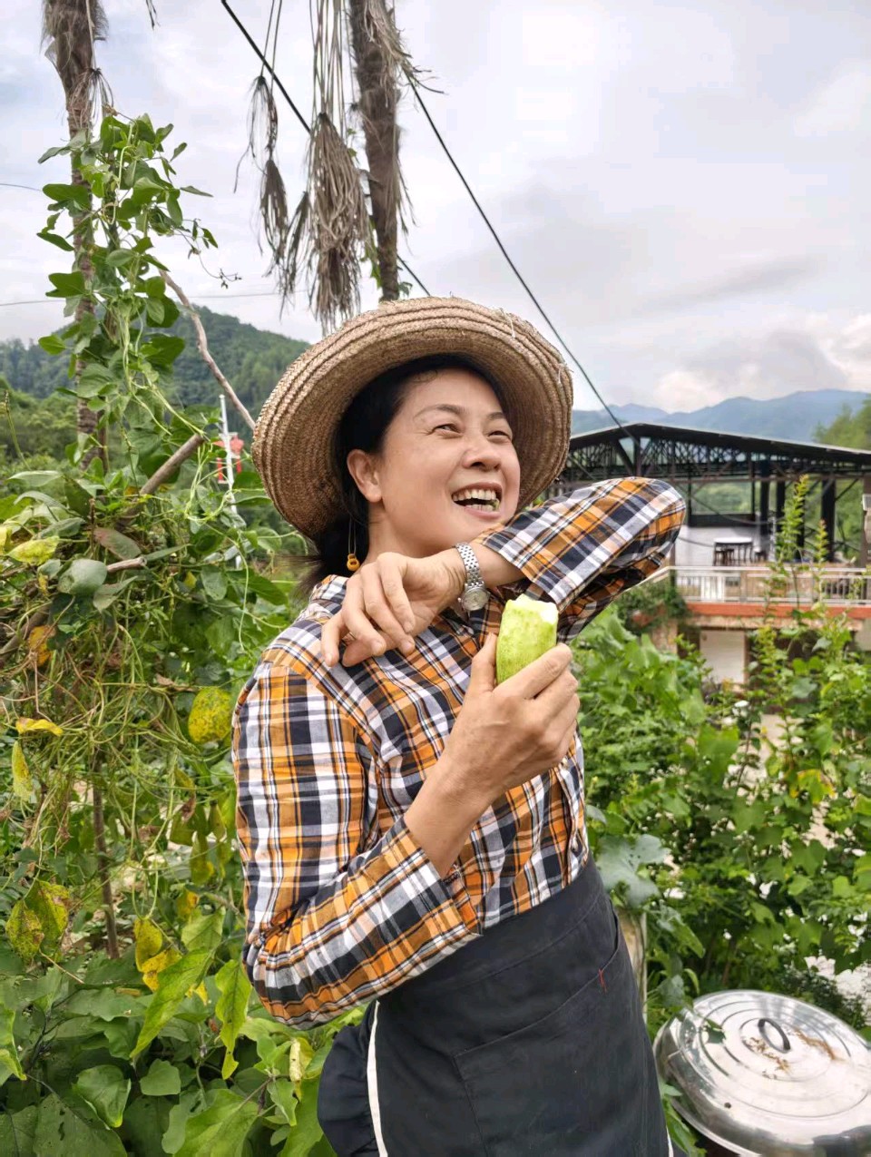 千城传播中华土特产推广平台拟组团赴安化考察 :致力把安化茶、安化茶女腊肉推向全世界(图15)