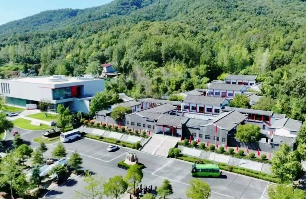唐业继《旧物上的红》（图6）