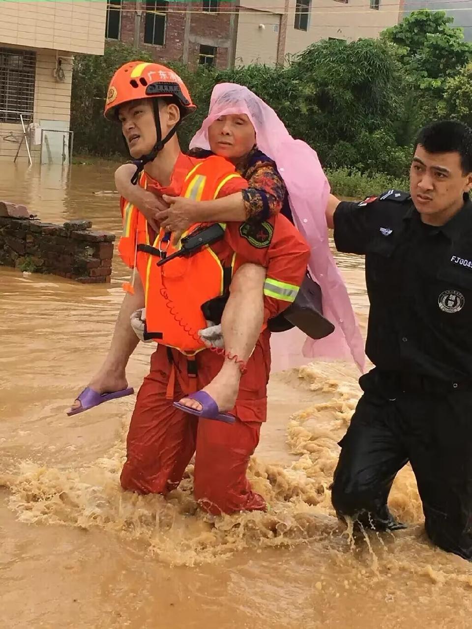 暴雨2 暴雨2