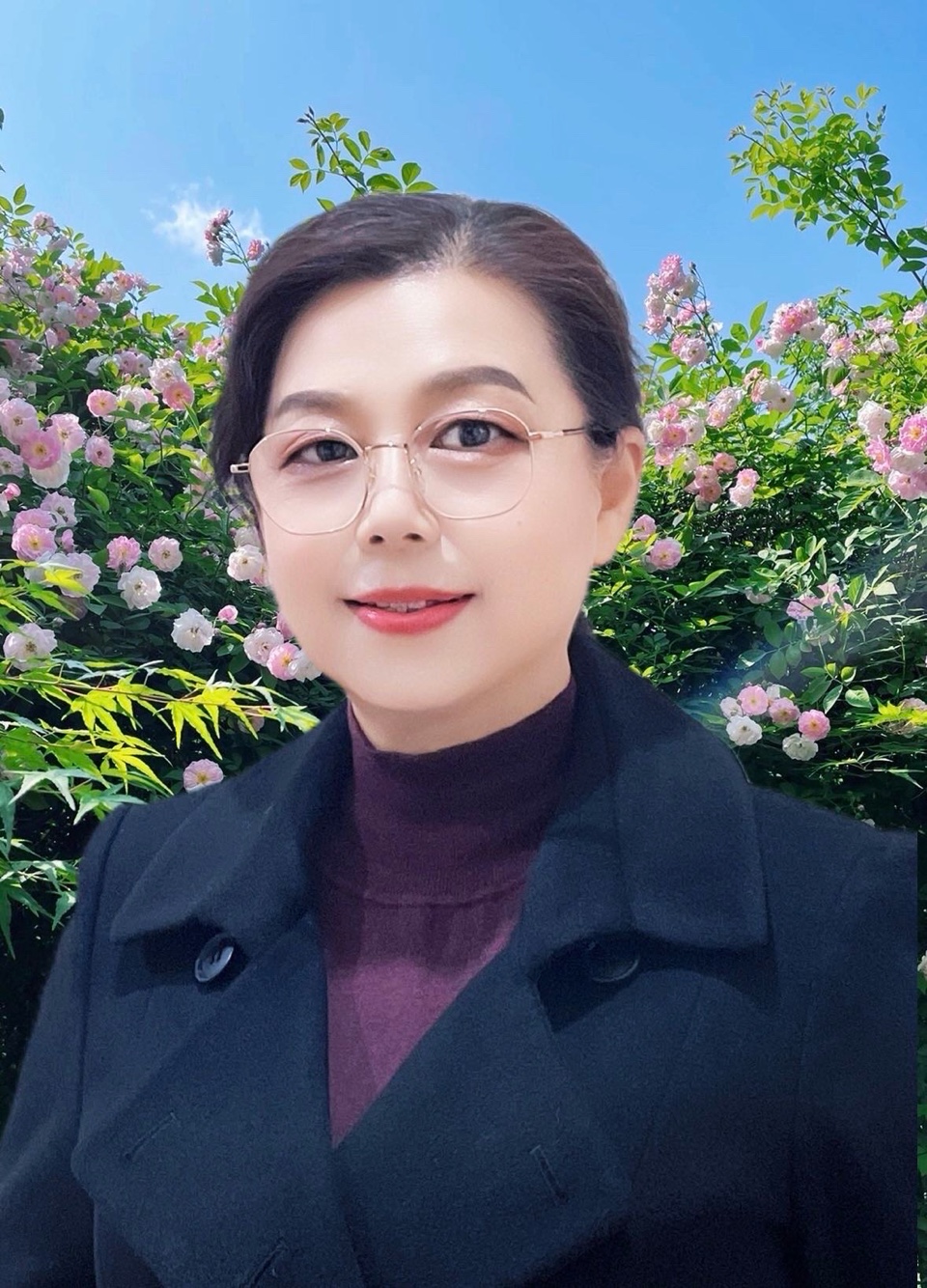 海外头条:赵秋云朗诵《我来到梅儿的故乡》与(外五首)作者||阳光柔剑(褚化冰)诗评:富有(图12)