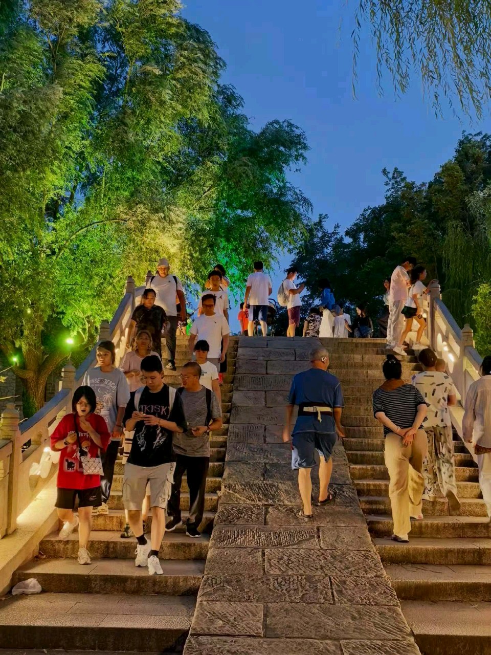 新秋明湖夜（图8）