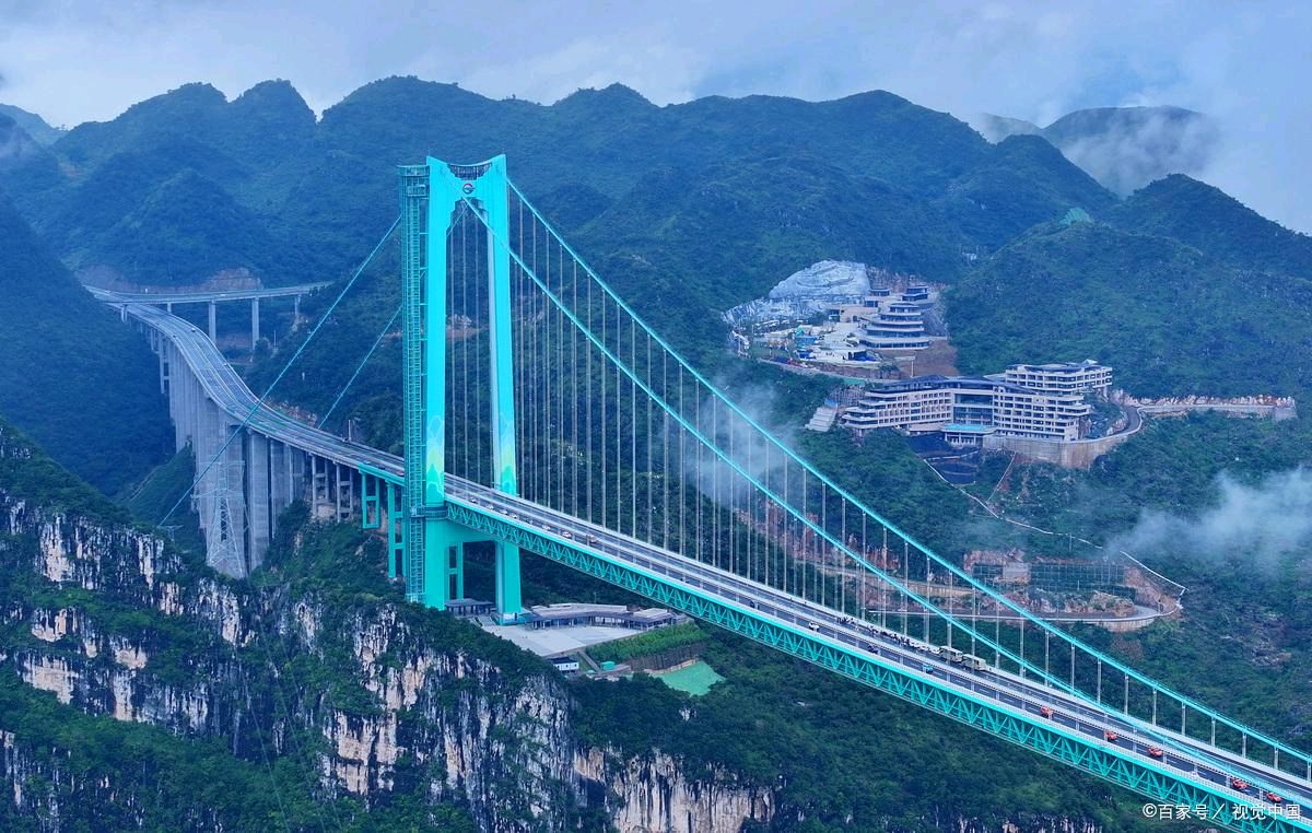 贾远朝《花江大峡谷升起彩虹似的梦》(图10)
