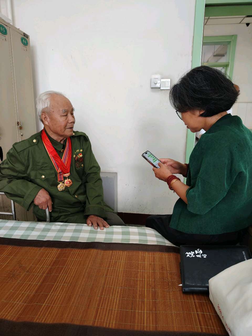 【都市头条向幸福出发编辑部】第16565期 聆听峥嵘岁月 致敬铁血老兵——走访抗美援朝老兵王玉山纪实(图3)