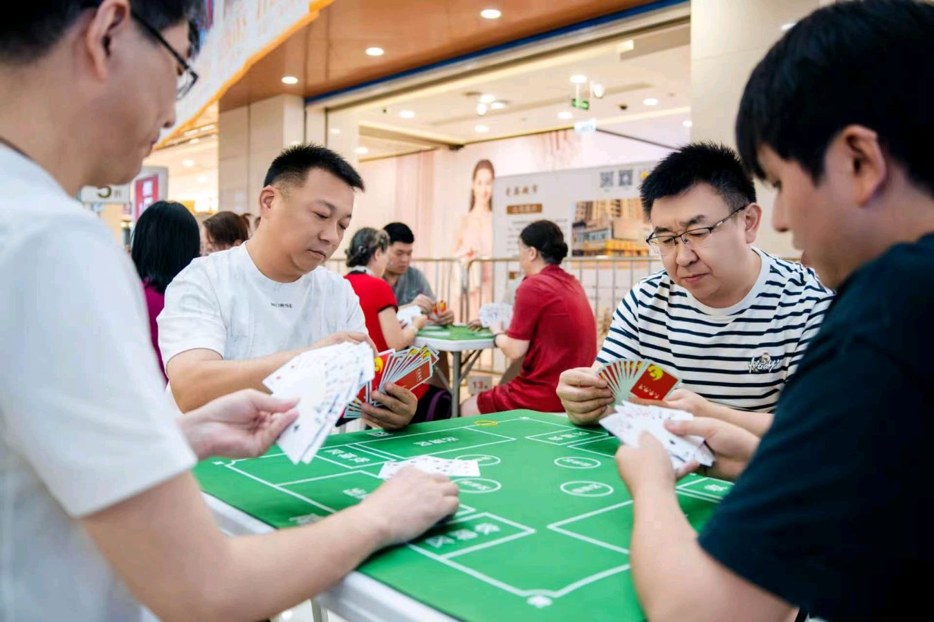 以牌会友传温情 掼蛋赋能启新程--爱婴超市“关爱妈妈 更爱宝宝”掼蛋邀请友谊赛在淮圆满落幕（图17）