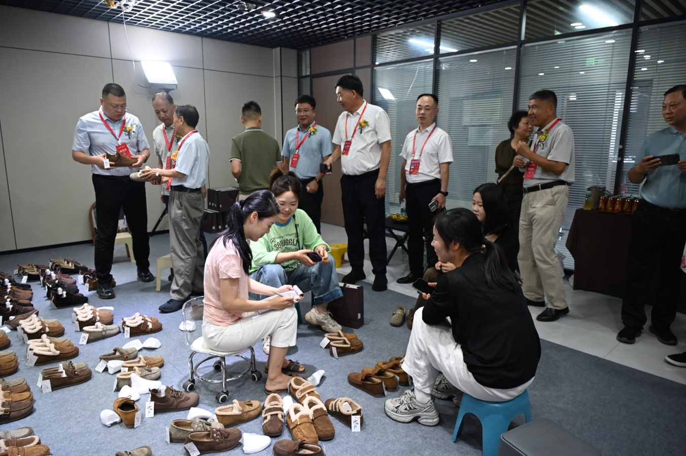 2026洛阳偃师棉靴订货会开幕!(图9)